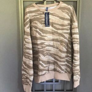 NWT Divided H&M 10 Woodland camo sweatshirt oversized size M